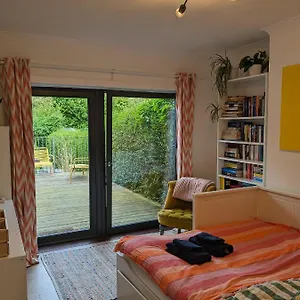 Private With Terrace And Free Parking , Édimbourg Royaume-Uni